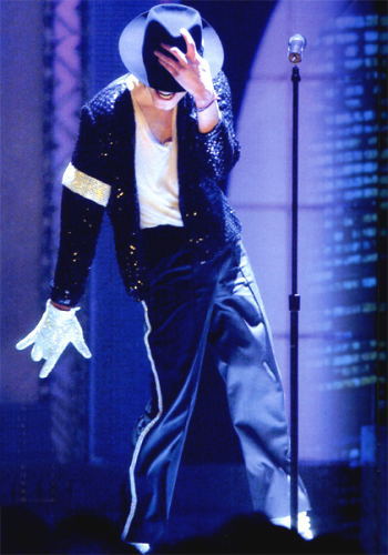 Moonwalking MJ